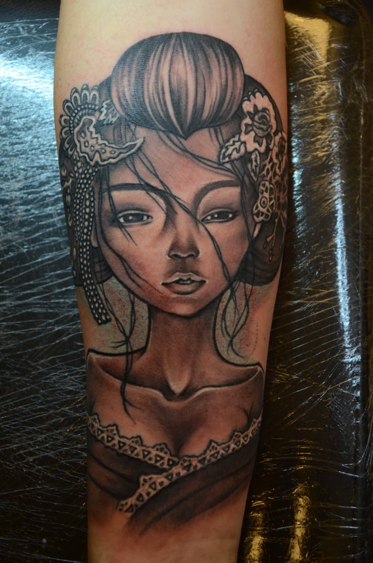 Portrait de geisha tatoué chez Old Spine